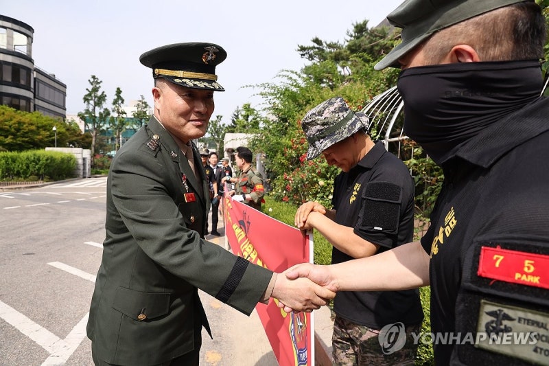 <b>박정훈</b> 대령, <b>해병대 수사단장</b> 내일 <b>복귀</b>…1년 11개월만
