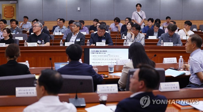 '<b>폭염 대책</b> 마련 위해 한 자리에'