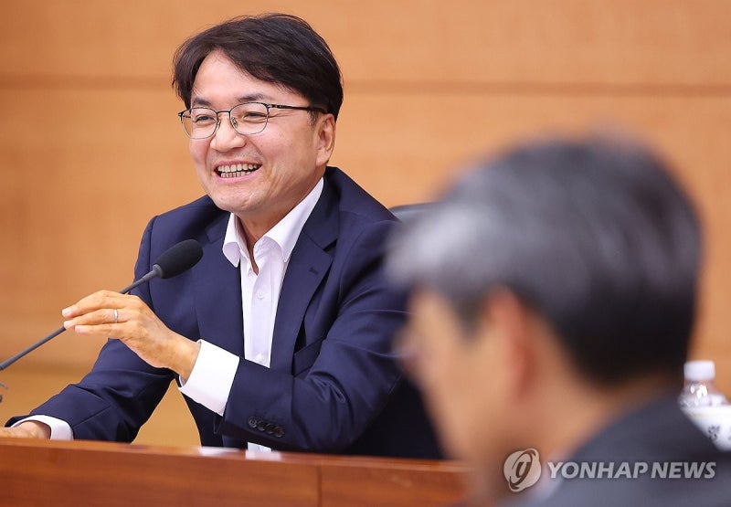 <b>폭염 대책</b> 관계기관·전문가 합동토론회, 발언하는 <b>김광용</b> 안전차관