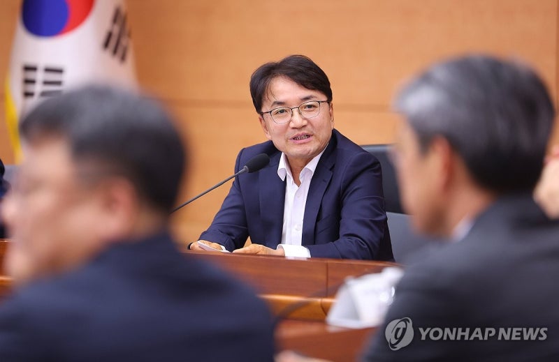 <b>폭염 대책</b> 관계기관·전문가 합동토론회, 발언하는 <b>김광용</b> 안전차관