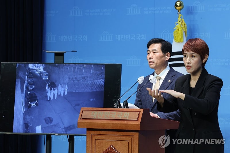 <b>내란특검</b>, <b>김민기</b> 국회 사무총장 조사…계엄 피해 확인