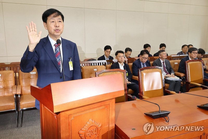 선서하는 <b>구윤철 기재부 장관</b> 후보자