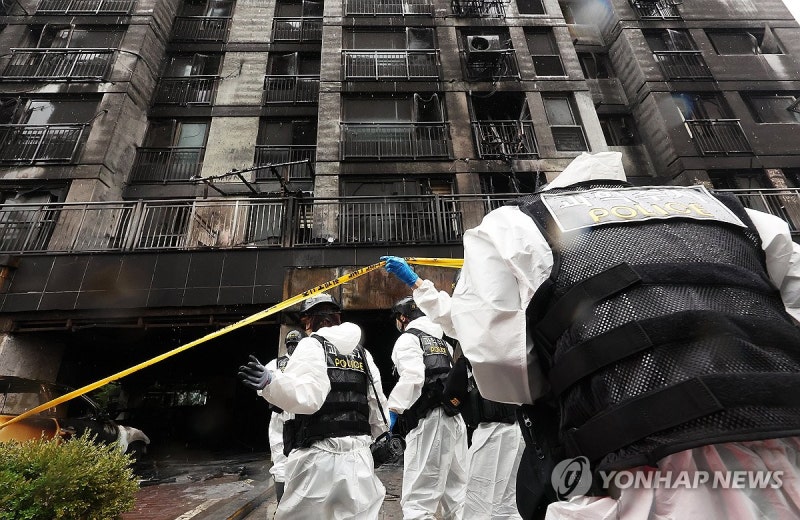 <b>광명 아파트</b> 주차장 <b>화재 원인</b>은?