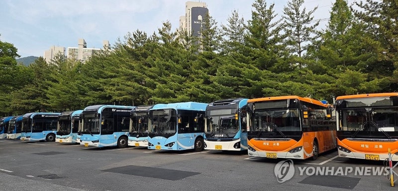 창원 시내버스 하계 감차 운행…40개 노선 68대 대상 1 PYH2025060101670005200 P4 20250719084214857