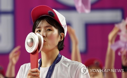 여자배구 <b>이재영</b>, <b>일본</b> 히메지 입단 합의…4년 만에 코트 복귀
