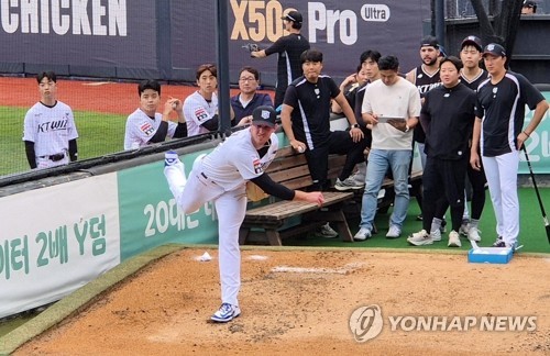 kt 새 <b>외국인 투수</b> 패트릭, 첫 선발 경기 4이닝 1실점