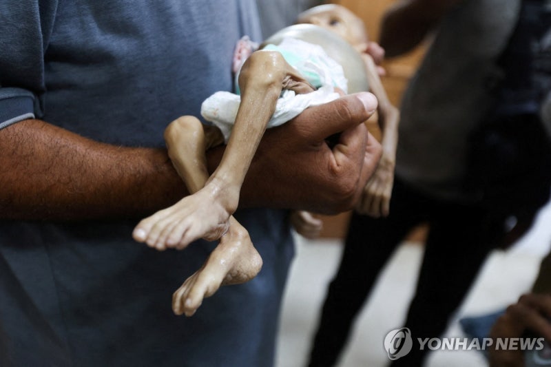 UNRWA "<b>가자</b>에 <b>구호</b>품 공중 투하? 민간인 죽일 수도"