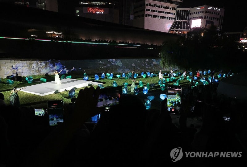 <b>서울라이트 DDP 2025</b> 여름