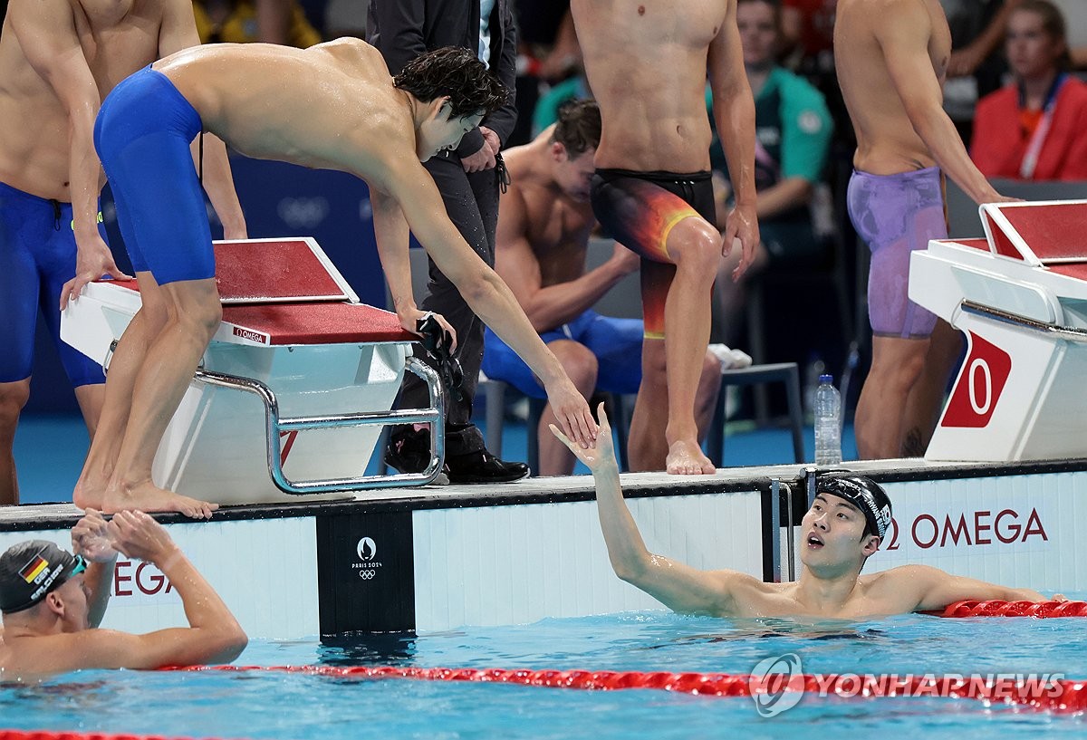한국 <b>남자계영 800ｍ</b>, 세계선수권 3위로 결승행…연속 메달 도전