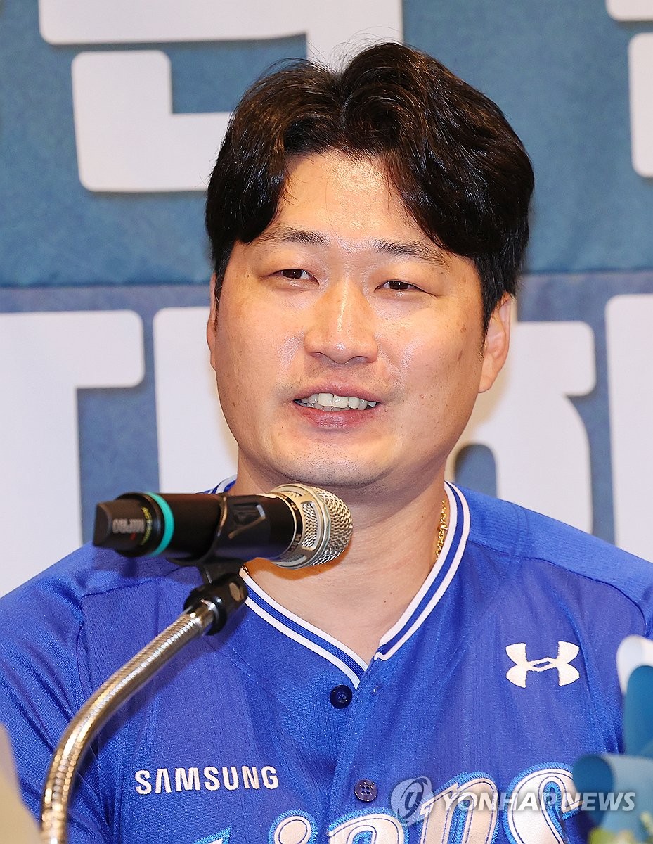 <b>오승환 은퇴 기자회견</b>