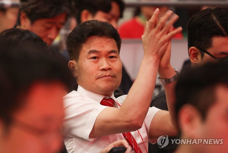 국힘, '전대 연설 방해' <b>전한길 징계 절차 개시</b>…"조속히 결론"