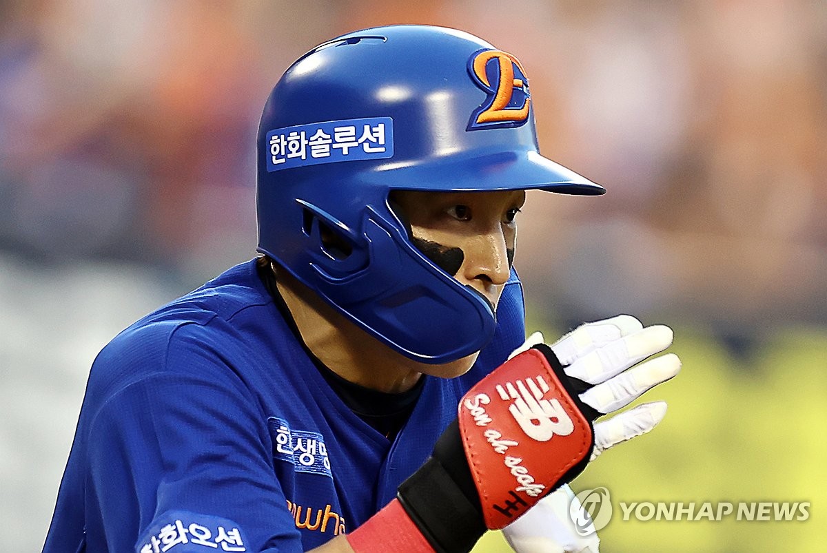<b>손아섭</b>, 1<b>타점</b> 적시타