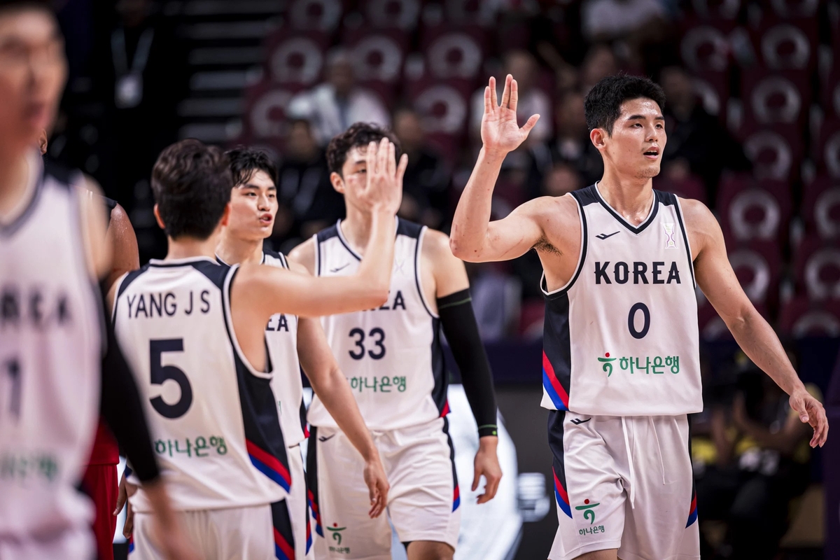 유기상 3점 8방·<b>이현중</b> 28점…남자농구, 괌과 8강행 다툼