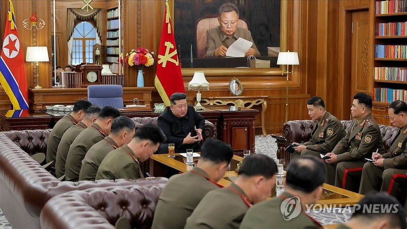 <b>김정은</b>, 러 파병부대 <b>지휘관</b> 격려