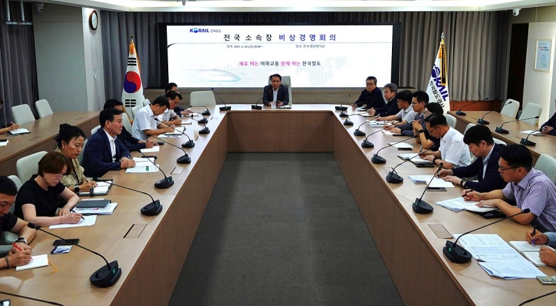 '열차사고' <b>코레일</b> 비상경영회의…한문희 사장 면직안 재가