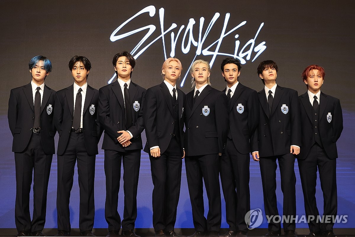 <b>스트레이 키즈</b>, 4집 '카르마'로 컴백