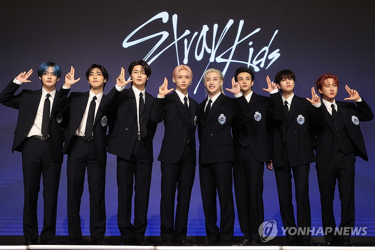 <b>스트레이 키즈</b>, 4집 '카르마'로 컴백