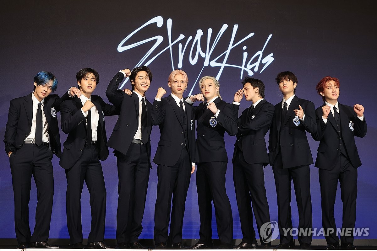 <b>스트레이 키즈</b>, 4집 '카르마'로 컴백