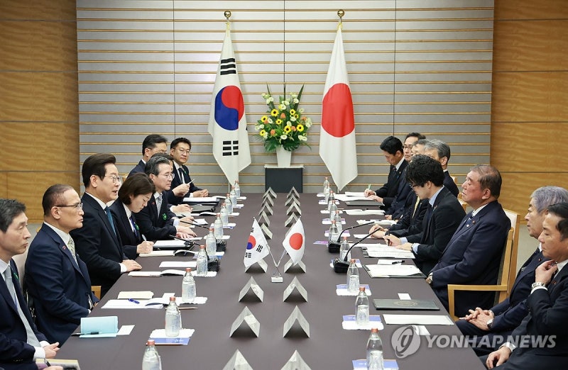 <b>이재명</b> 대통령, <b>이시바</b> 총리와 <b>한일</b> 확대정상<b>회담</b>