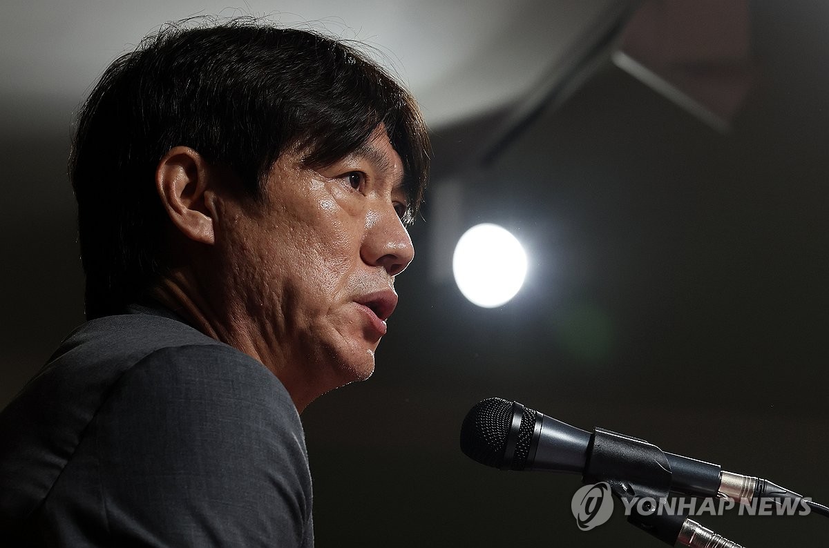 '파이터' <b>카스트로프</b>, 홍명보호 첫 <b>발탁</b>…'외국 태생 혼혈' 최초(종합)