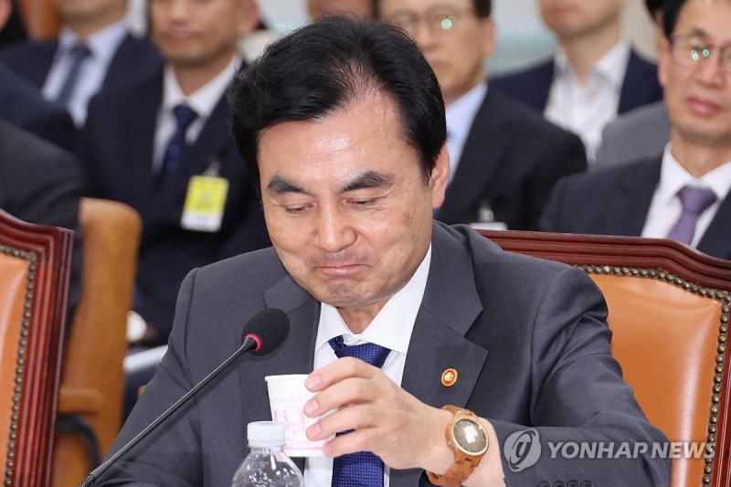 안규백, '<b>합참의장 교체</b>론'에 "軍지휘부 조속한 <b>교체</b> 필요"