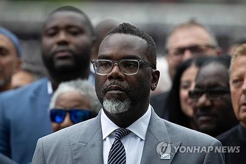 <b>트럼프</b>의 '<b>치안</b> 접수' 다음 타깃 <b>시카고</b>, 저항 예고