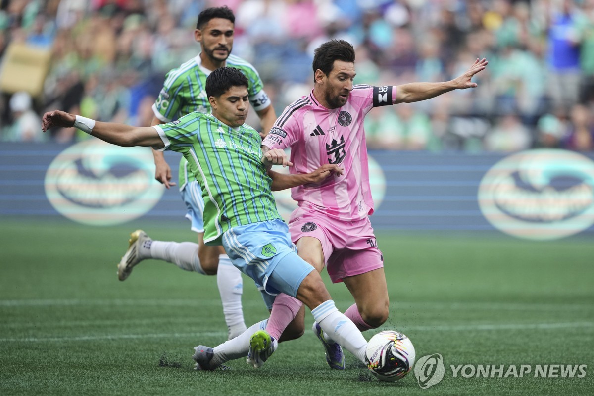 MLS <b>시애틀</b>, 메시 침묵한 마이애미 3-0 꺾고 <b>리그스컵 우승</b>