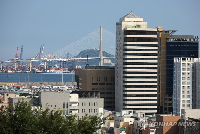 부산시, <b>해수부</b> 직원 <b>지원</b>에 771억원…"<b>이전</b>사례 참고"(종합)