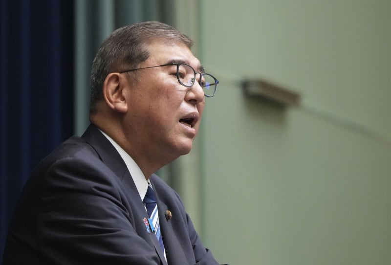 연이은 선거 패배에 집권 1년 만에 무너진 日<b>이시바</b>