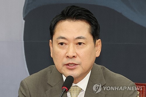 장동혁, <b>정청래</b> <b>연설</b>에 "너무 실망…'여의도 대통령' 보는 듯"