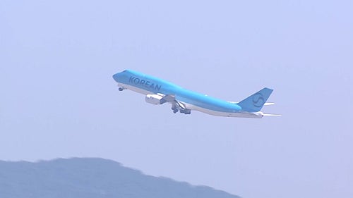 <b>미국 구금 한국인</b> 귀국 대한항공 <b>전세기</b> 인천공항서 출발