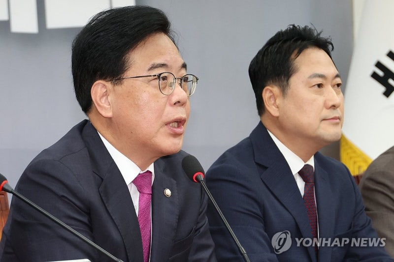 <b>송언석</b> "與, <b>특검법</b> 합의 <b>파기</b> 통보…향후 국회파행 책임져야"