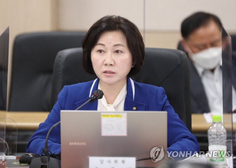 [1보] '경로당에 <b>기부행위</b> 혐의' <b>송옥주 의원</b> 1심 당선무효형