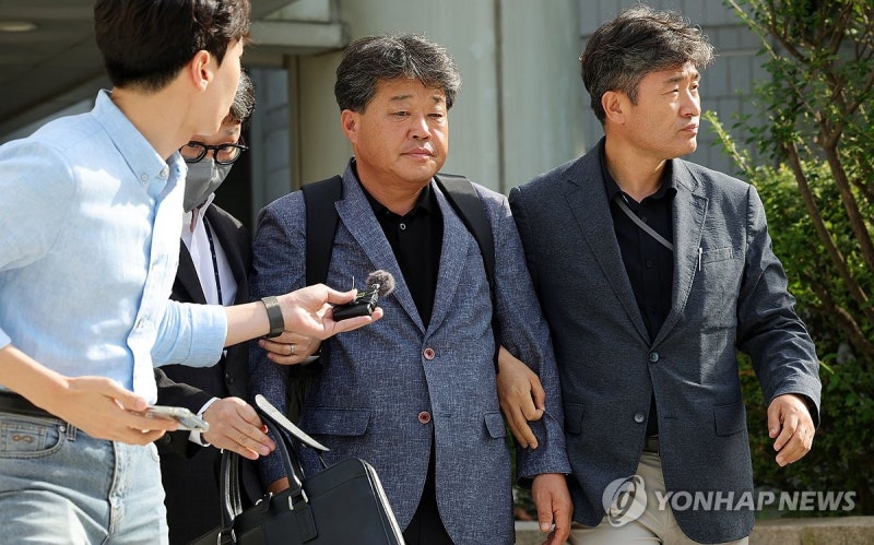 '건진법사 공천 청탁' <b>박창욱</b> 경북도의원 <b>구속영장 기각</b>