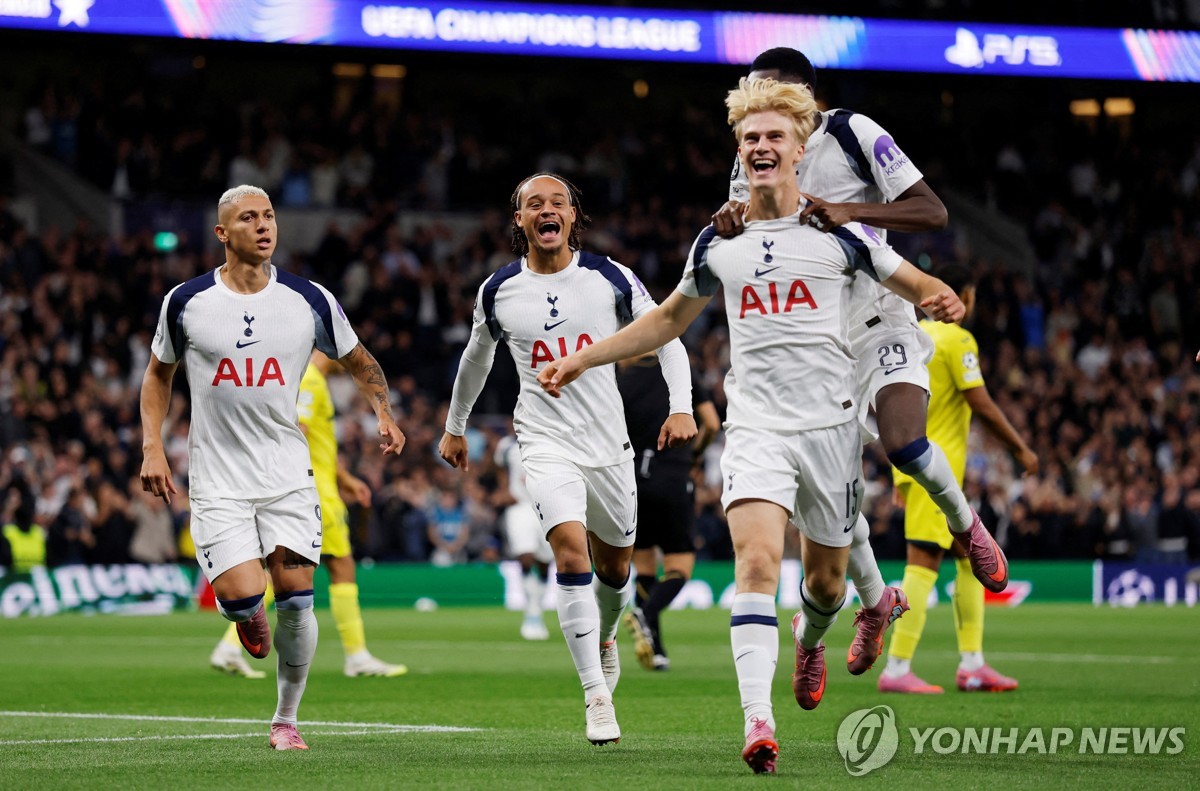 <b>토트넘</b>, UCL 복귀전서 상대 자책골로 비야레알에 1-0 승리
