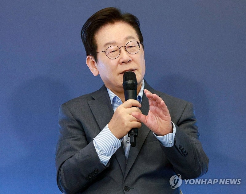 李대통령, 오늘 증권사 임원단과 오찬…<b>마이클 샌델</b>도 접견