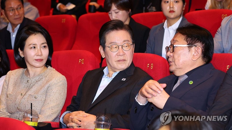 <b>이재명 대통령</b>, <b>부산국제영화제</b> 방문