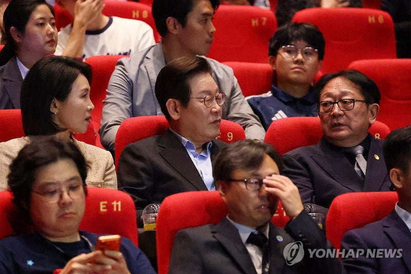 <b>이재명</b> 대통령, <b>부산국제영화제</b> 방문