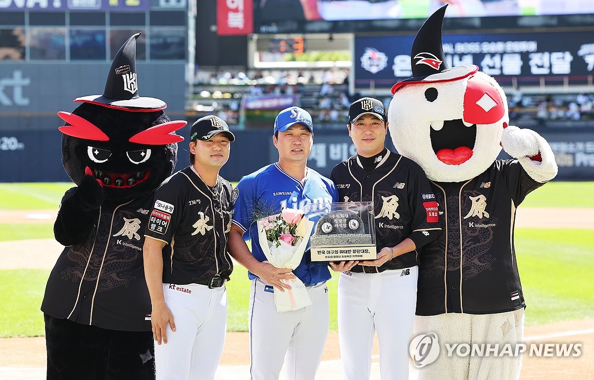 <b>오승환</b> '수원 kt전 <b>은퇴투어</b>'