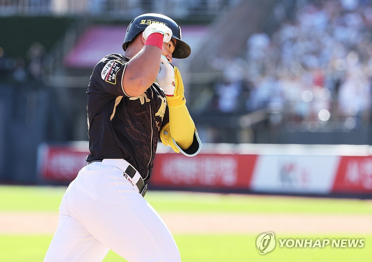 <b>안현민</b> '<b>홈런</b>이야'