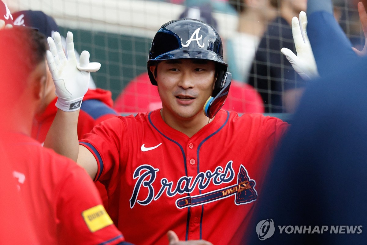 <b>김하성</b>, 시즌 5호 <b>홈런</b> 폭발…9경기 연속 안타 <b>행진</b>(종합)