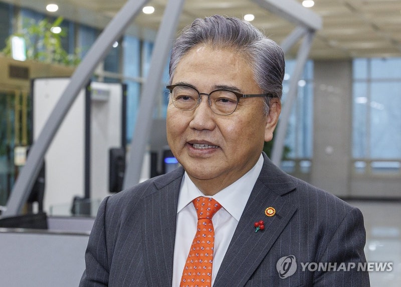 <b>특검</b>, '<b>이종섭</b>도피' 내일 박진 조사…금주 尹정부 장차관 줄소환