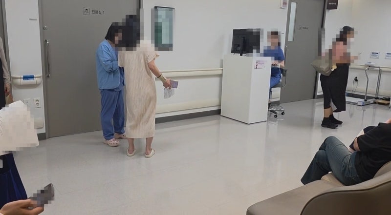 <b>이대목동병원</b>·<b>이대</b>서울<b>병원 전산 마비</b>…외래환자 발길 돌려