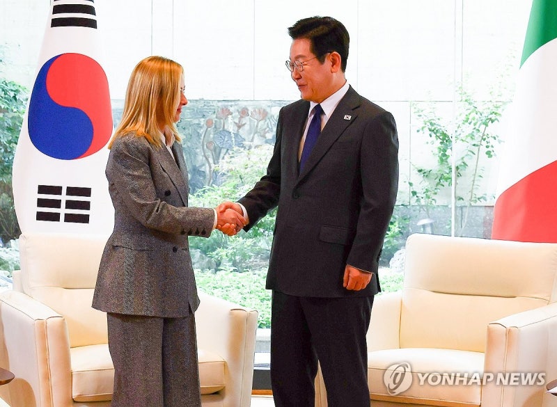 李대통령, 이탈리아 총리와 정상회담…"AI·<b>방산</b> 등 <b>협력</b> 강화"(종합)