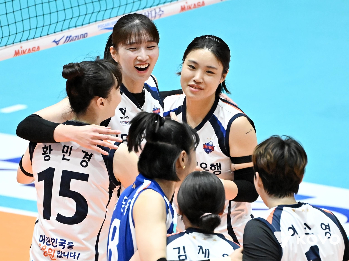 <b>IBK기업은행</b>, 현대건설 꺾고 컵대회 결승행…<b>도로공사</b>와 격돌(종합)