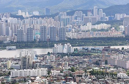 한강을 낀 서울 아파트 단지 전경 [연합뉴스 자료사진]