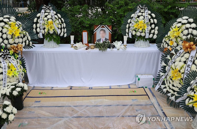 경찰, <b>양평 공무원</b> 숨진날 유족에 유서 원본 아닌 촬영본 보여줘
