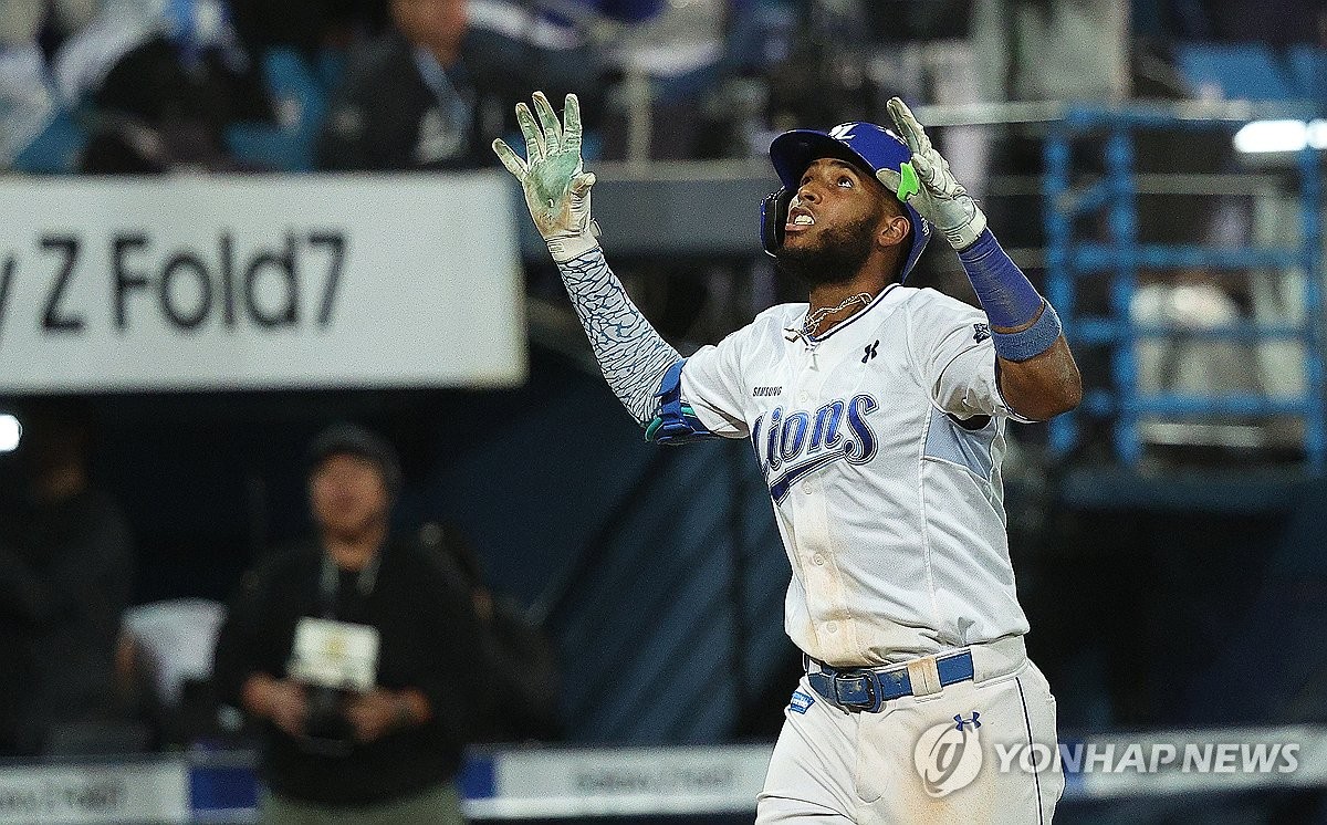 삼성, SSG 꺾고 PO 진출…'결승포' <b>디아즈</b> 준PO MVP(종합)
