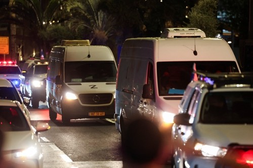 하마스가 송환한 이스라엘 인질 시신 옮기는 차량
[로이터 연합뉴스 재판매 및 DB 금지]