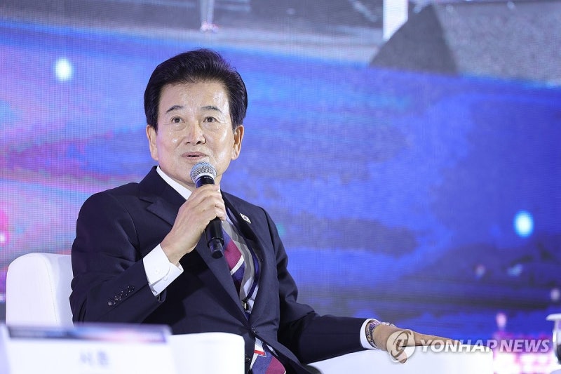 정동영 "<b>트럼프</b> 결심하면 APEC 계기 북미회담 가능성 상당"